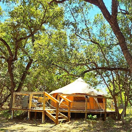 Hotel Al'S Hideaway Glamping Tents Pipe Creek Zewnętrze zdjęcie